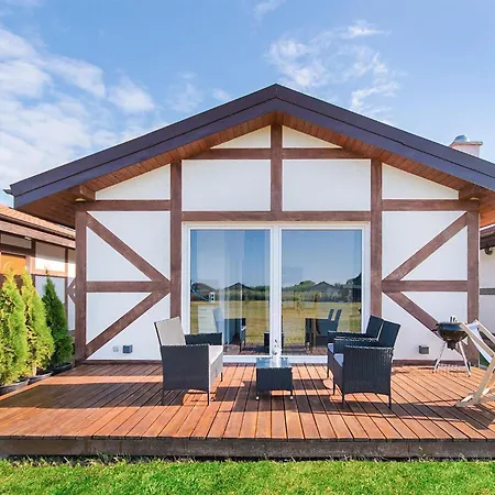 2 Bedroom Stunning Home In Jaroslawiec