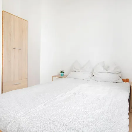 2 Bedroom Cozy In *