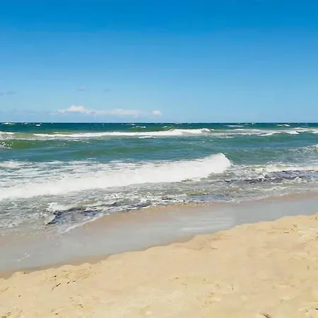 2 Bedroom Amazing In Holiday home *