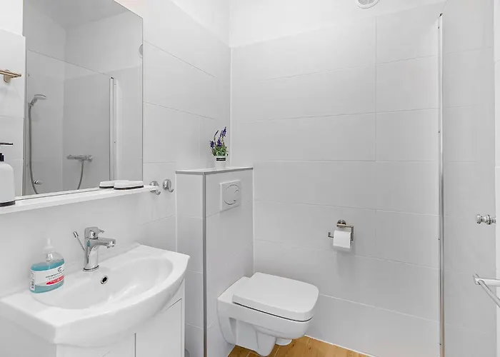 2 Bedroom Amazing In Jaroslawiec